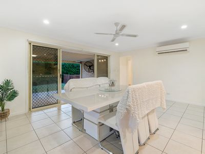 9 Cardwell Street, Upper Coomera