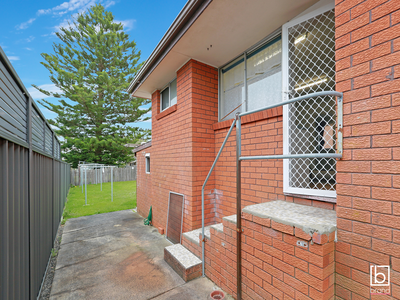 6 / 8 Holmes Avenue, Toukley