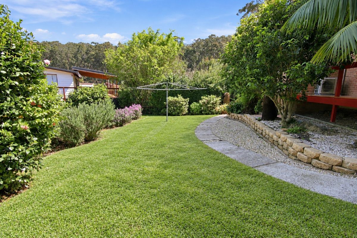 29 Fishermans Crescent, North Narooma
