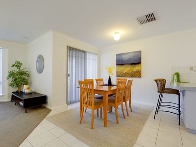 1 / 6 Ramsdale Street, Scarborough