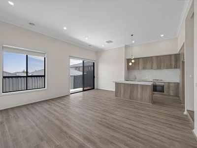 30 Craft Street, Officer