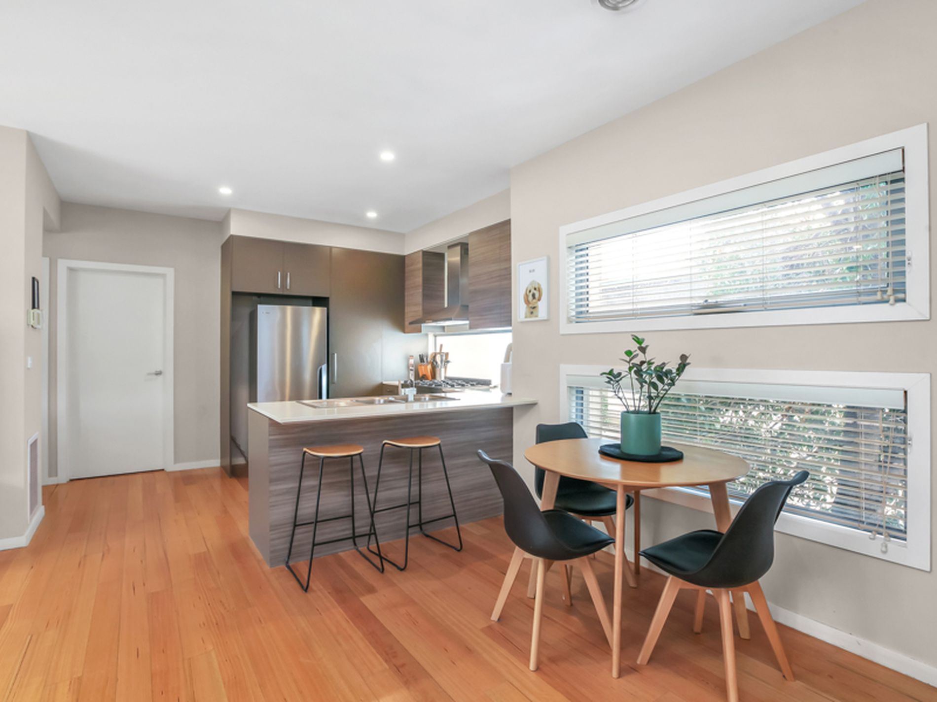 2 / 48 Eames Avenue, Brooklyn