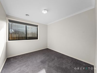 16 Abbott Street, Melton South