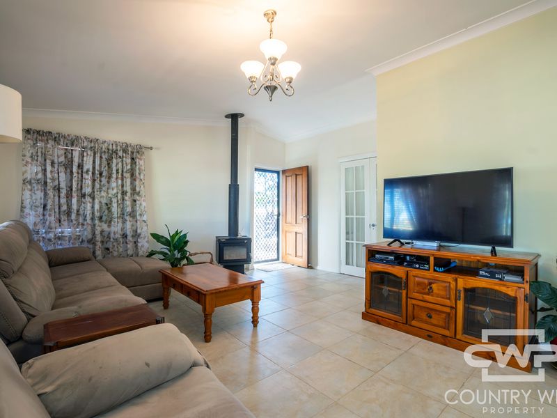 952 Polhill Road, Wellingrove