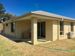 581B Chant Street , Lavington