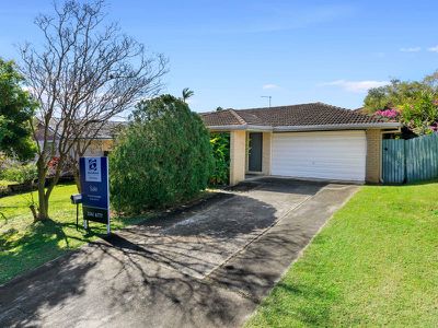 3 Woodlands Drive, Rochedale South
