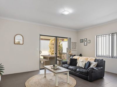 34 Perkins Drive, Clarkson