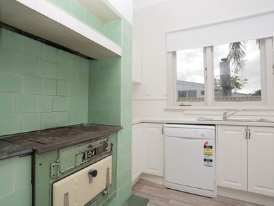 35 Boulder Avenue , Ascot