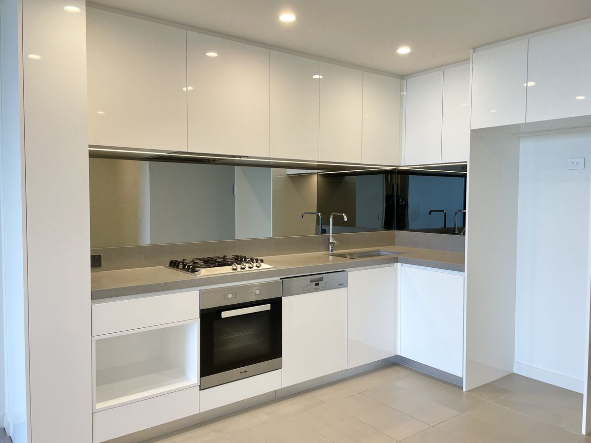1701 / 150 Pacific  Highway, Nor...
