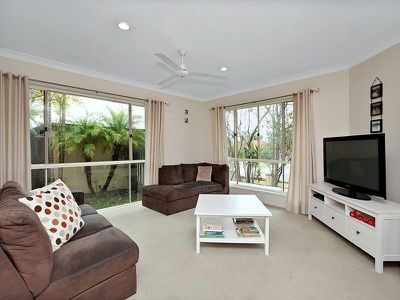 19 Raven Way, Noosaville
