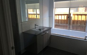11 Levens Way, Officer