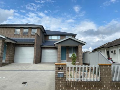 54a Tamplin Road, Guildford