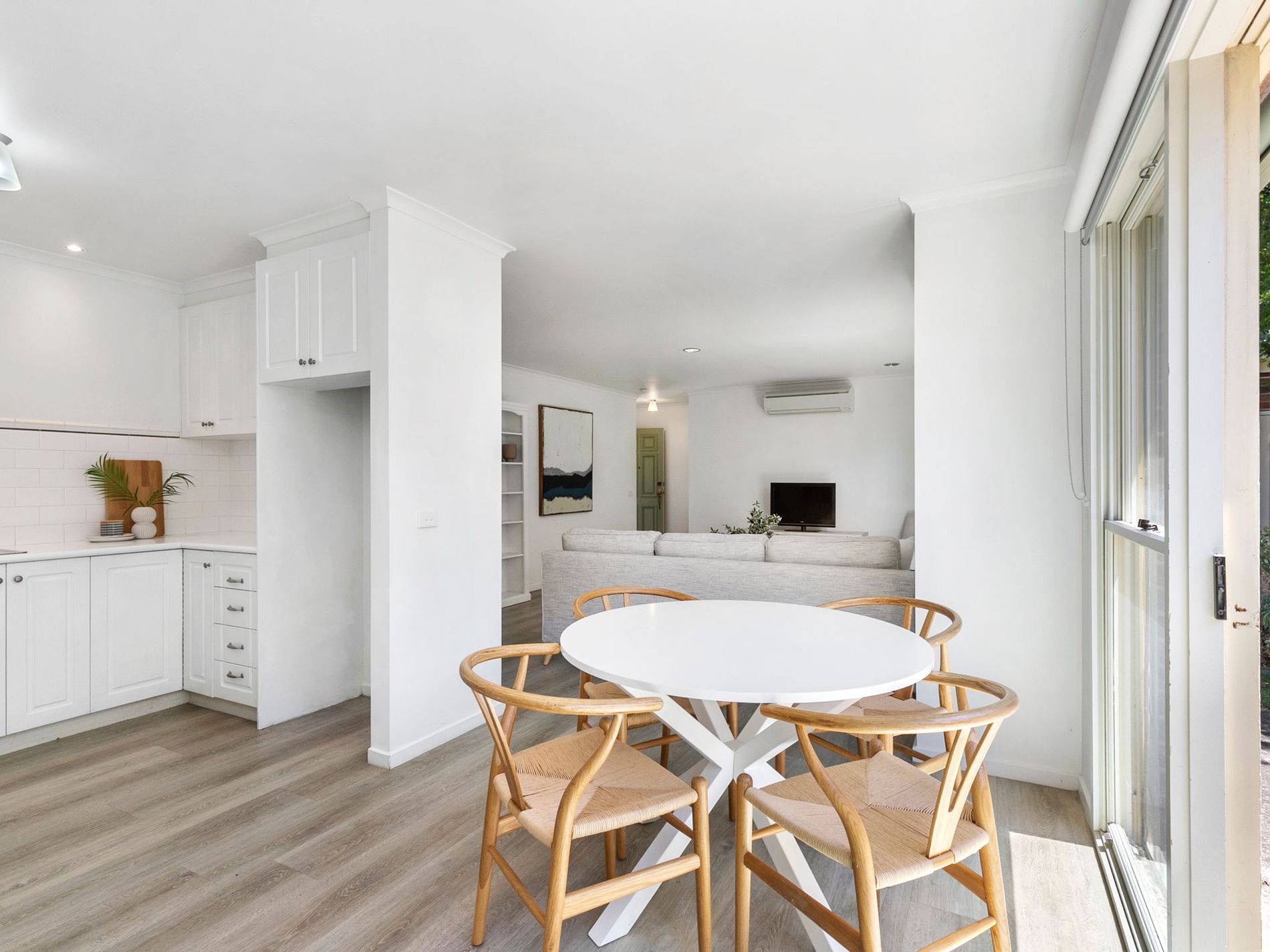 2 / 27 Frank Street, Newtown
