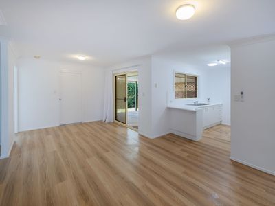 4 Turpentine Avenue, Sandy Beach