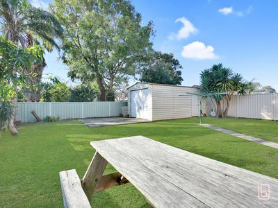 23 Tenth Avenue, Budgewoi