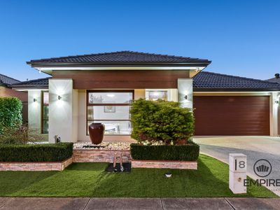8 Lilydale Avenue, Clyde North