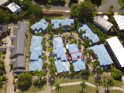 18 / 16 Beach Road, Cannonvale