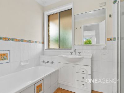 2 Condie Crescent, North Nowra