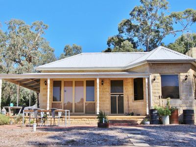 Bonnie Doon