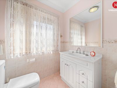 52 Anjou Circuit, Cecil Hills