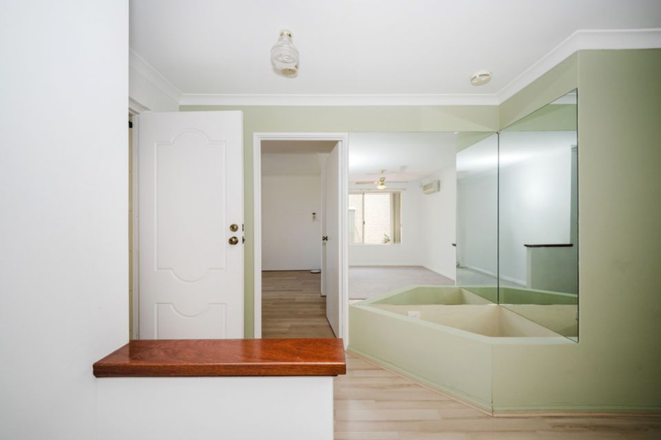 8 RAMSAY PLACE, Bibra Lake