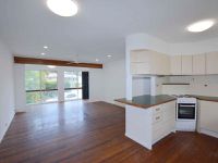 21 Arlington Street, Underwood