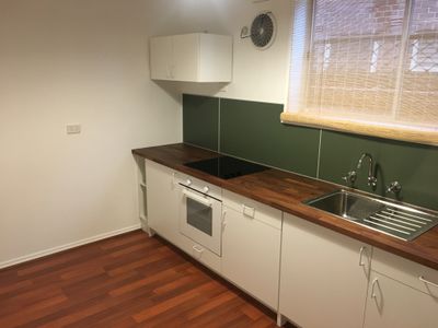 6 / 5 Carmichael Street, West Footscray