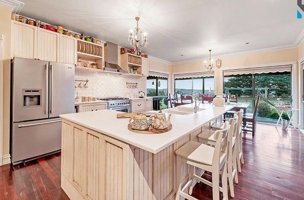 14 The Dress Circle, Oaklands Junction