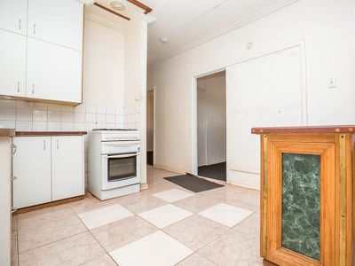 25 Somerset Crescent, South Hedland