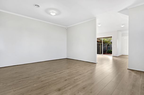 1 Meadowbank Lane, Craigieburn