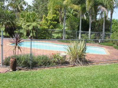 8 Chelmsbrook Drive, Rainbow Flat