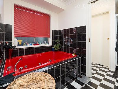 33 WARE AVENUE, Wodonga