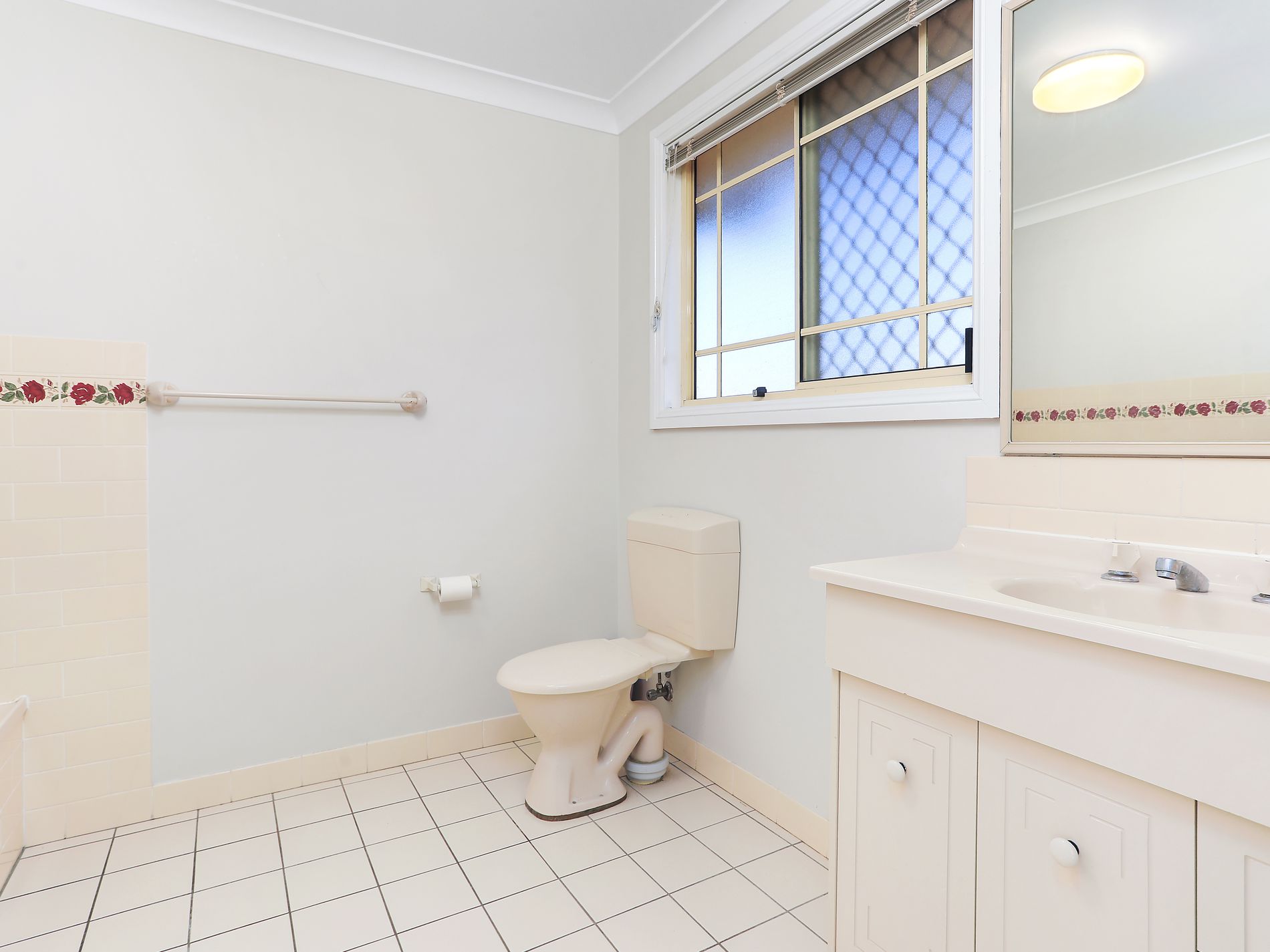 2 / 66 Pur Pur Avenue, Lake Illawarra
