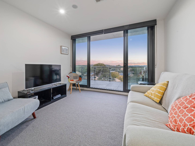 313 / 43 Currong Street North, Braddon