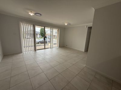 8 Driftway Street, Austral