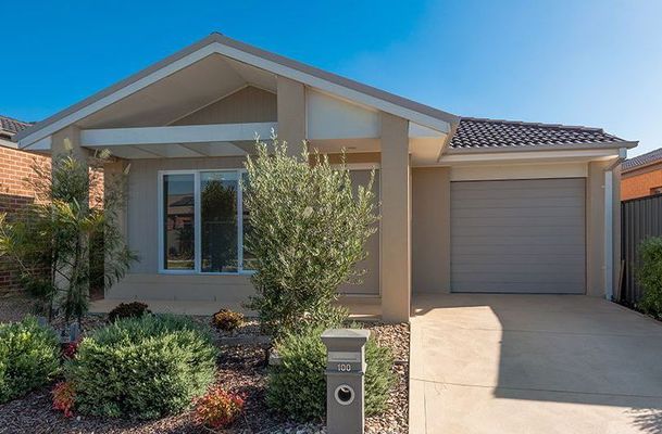 100 Bluebell Drive, Craigieburn