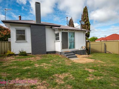 10  Cross Street, Glen Innes