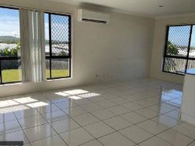 35 Falcon Crest, Zilzie