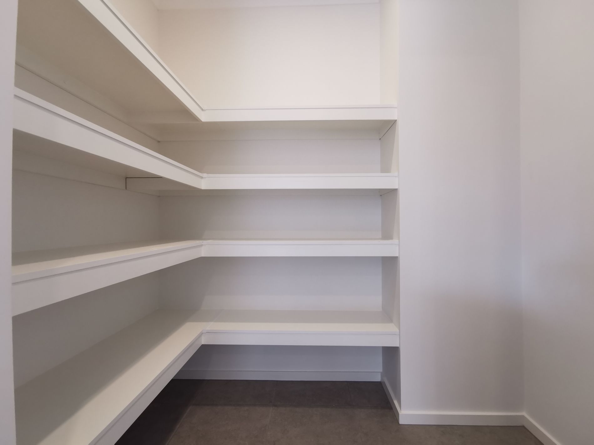 35 Hoffman Cr, Truganina