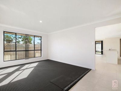 6 Kuttabul Road, Wadalba