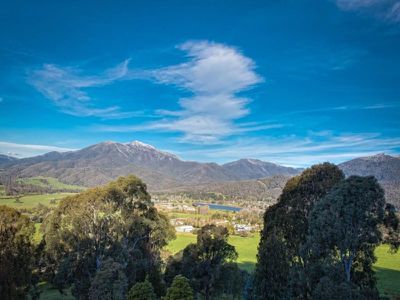 25 Buckland Street , Tawonga South