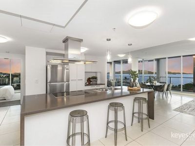 2002 / 106 Denham Street, Townsville City