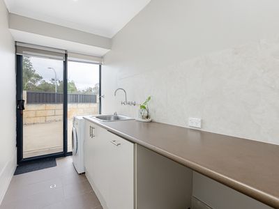 2 Neroli Link, Atwell