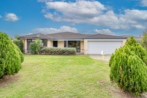 48 Daintree Loop, Bertram