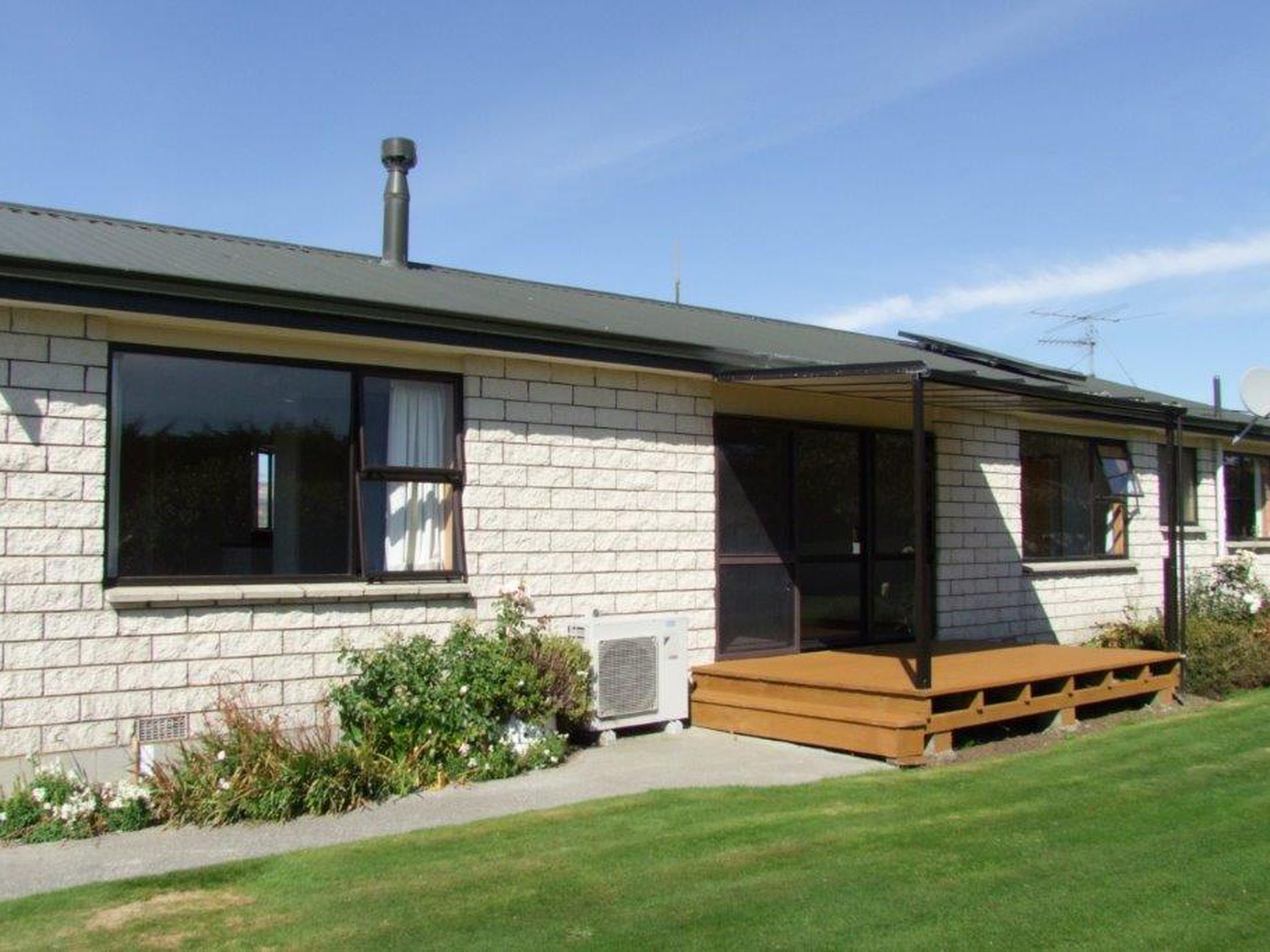 141 Adams Flat Road, Milton