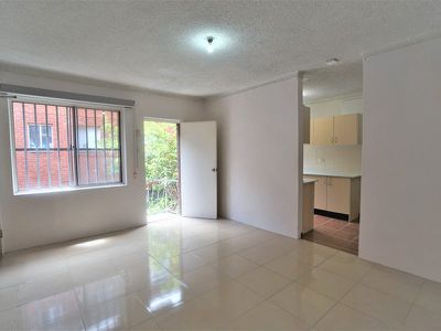 8 / 62 Cumberland Street, Cabramatta