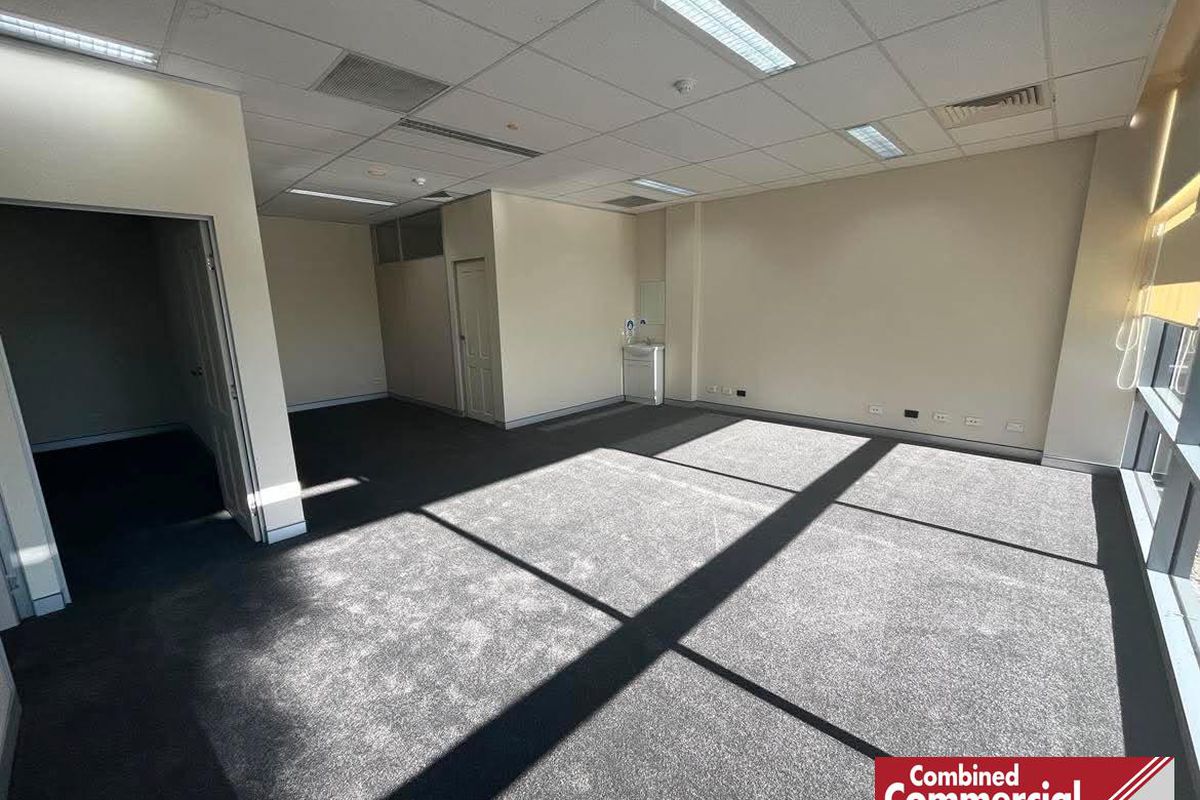 223 / 4 Hyde Parade, Campbelltown