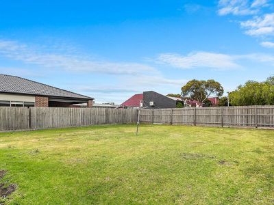 2 Kingsford Street, Braybrook