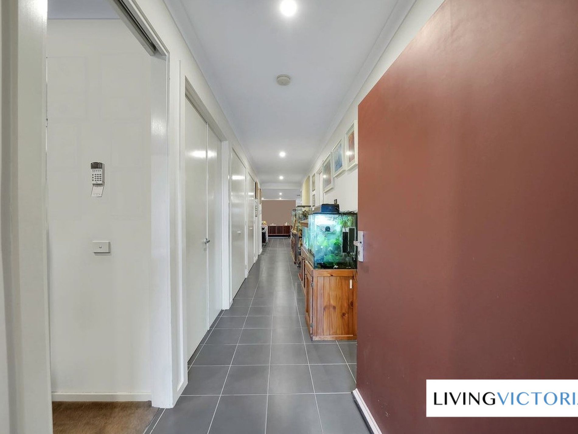 8 Hilderbrand Avenue, Williams Landing