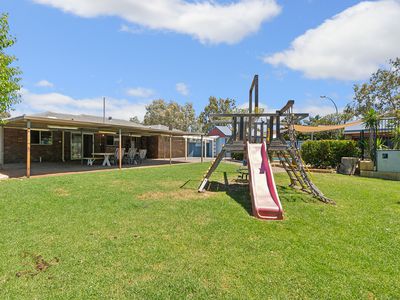5 St Georges Avenue, Champion Lakes